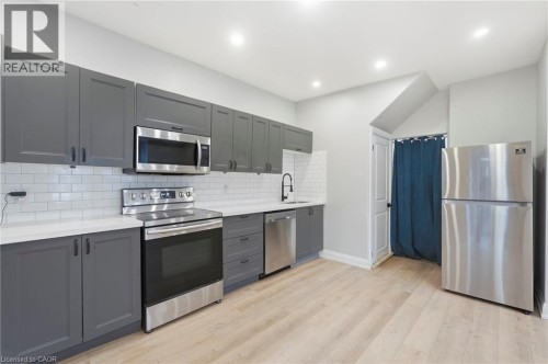 Main Floor Kitchen - 106 Barnesdale Avenue N, Hamilton, ON 