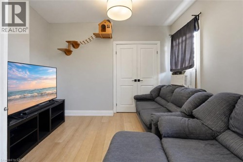 Second Floor Living Rm - 106 Barnesdale Avenue N, Hamilton, ON 