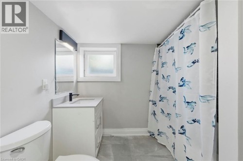 Basement Washroom - 106 Barnesdale Avenue N, Hamilton, ON 