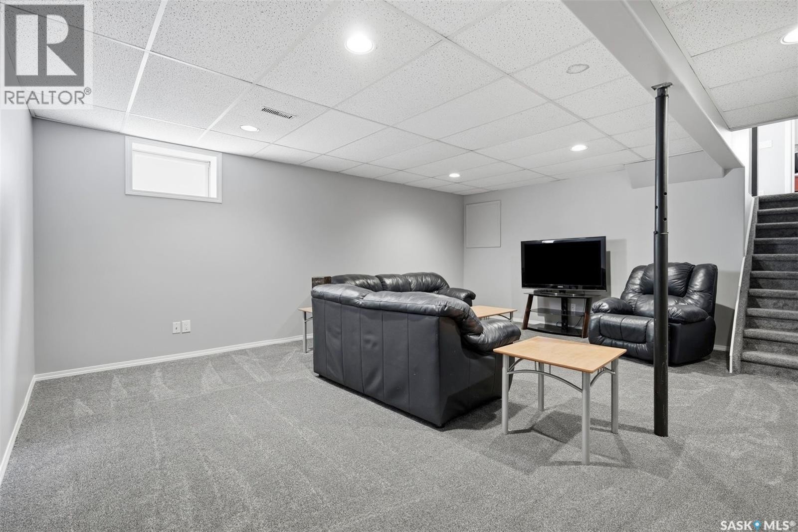 174 Hinitt Place, Saskatoon, SK