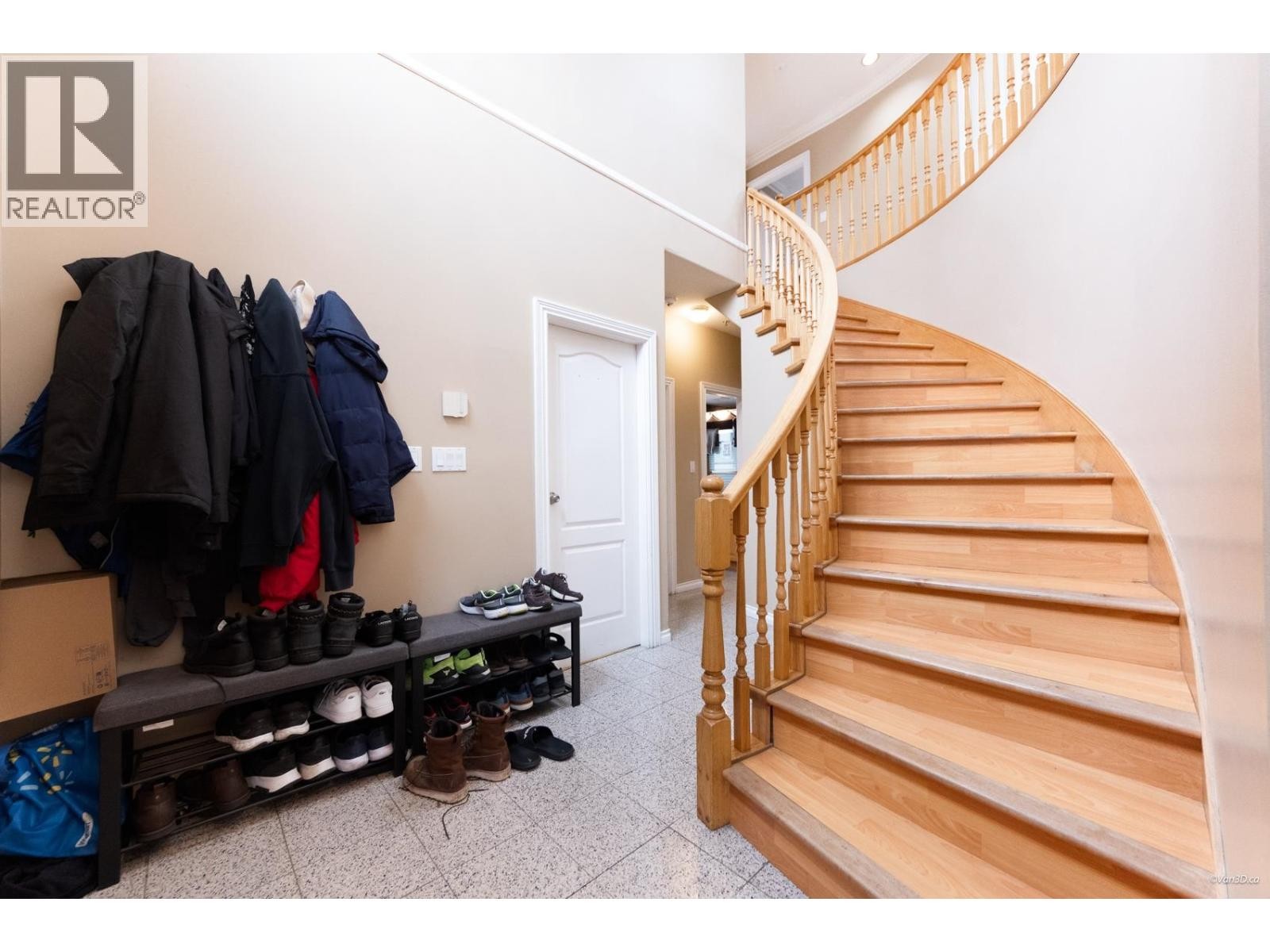3207 Vimy Crescent, Vancouver, BC