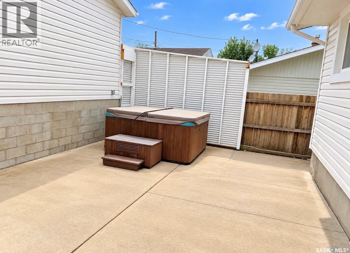 270 Conlin Drive, Swift Current, SK