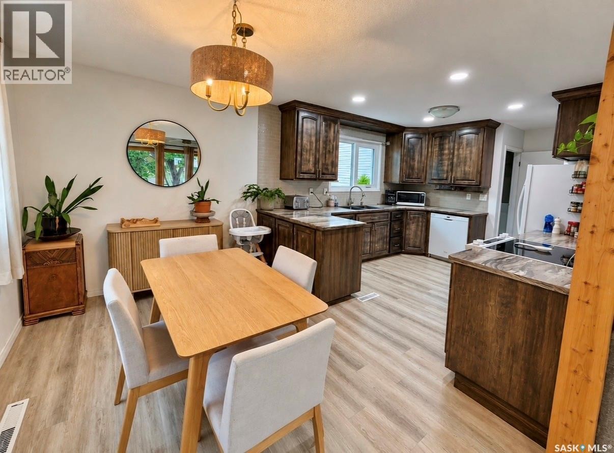 270 Conlin Drive, Swift Current, SK