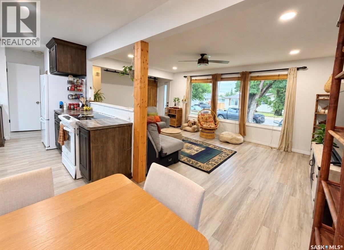 270 Conlin Drive, Swift Current, SK