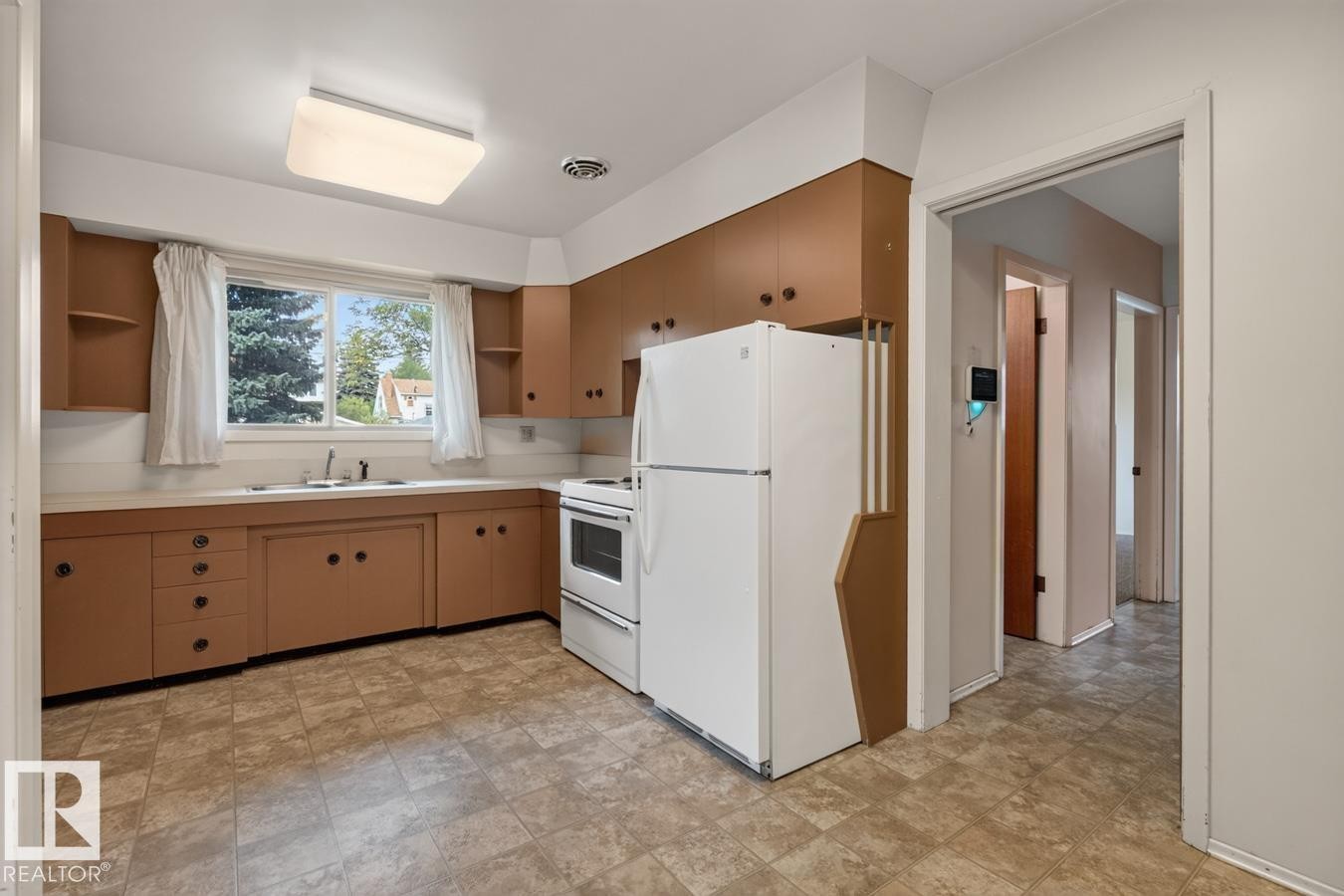 12424 77 St Nw, Edmonton, AB