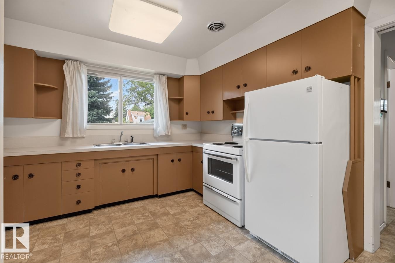 12424 77 St Nw, Edmonton, AB
