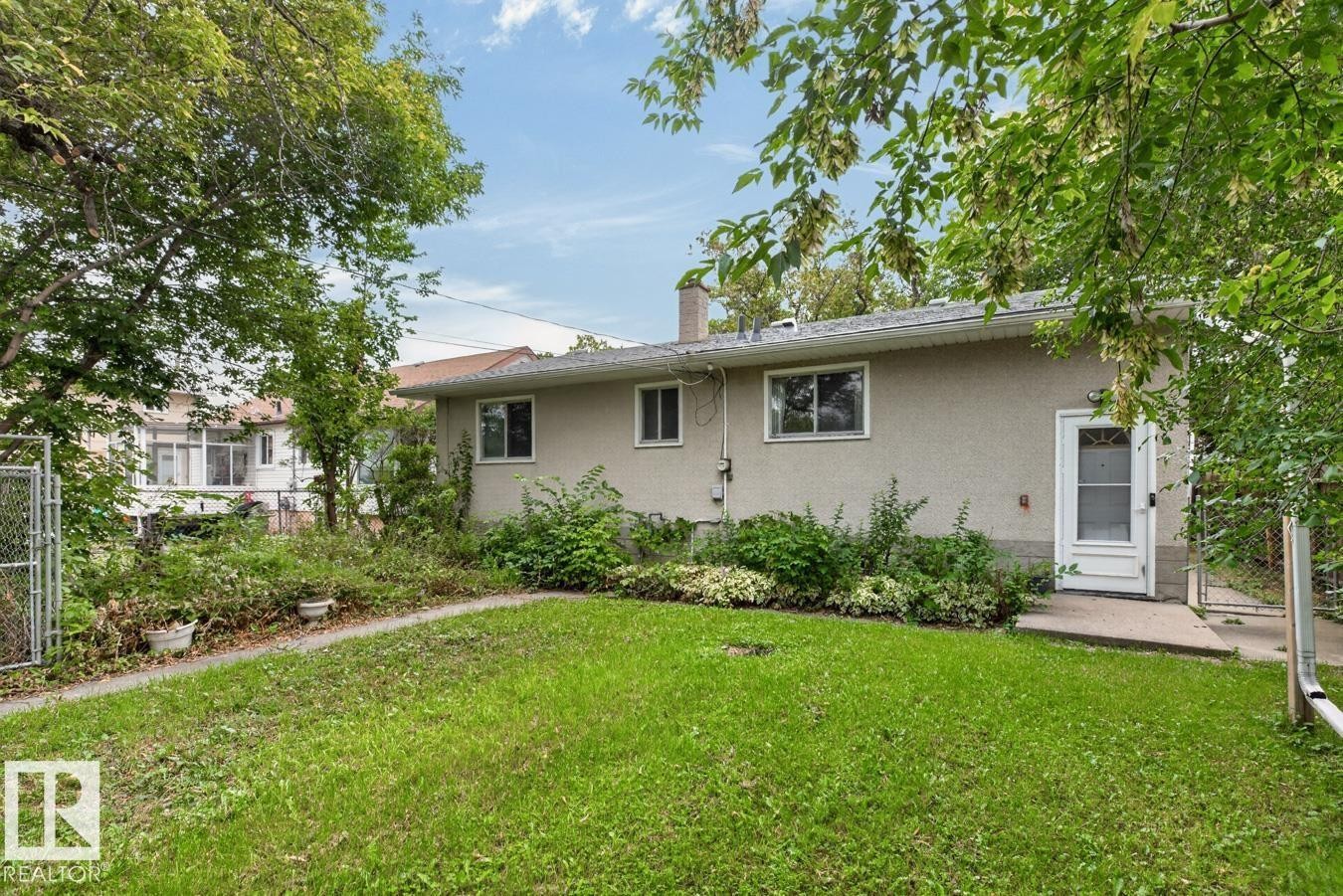 12424 77 St Nw, Edmonton, AB