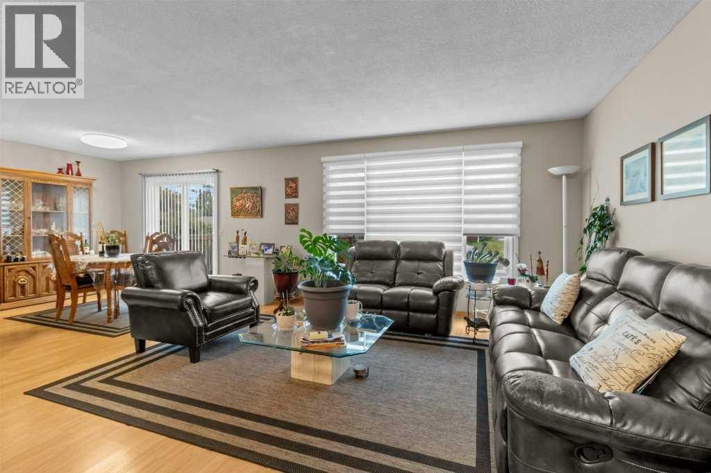 46 Meadowview Close, Sylvan Lake, AB