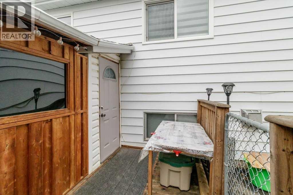 46 Meadowview Close, Sylvan Lake, AB
