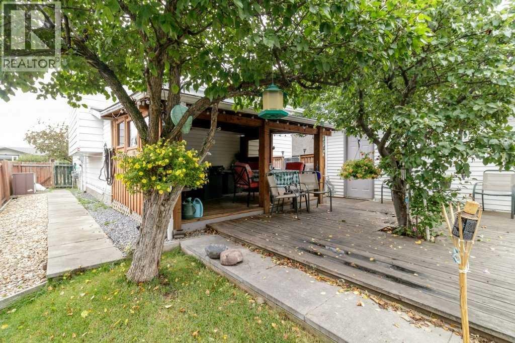 46 Meadowview Close, Sylvan Lake, AB