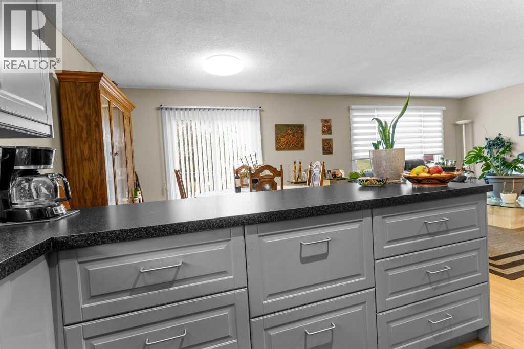 46 Meadowview Close, Sylvan Lake, AB