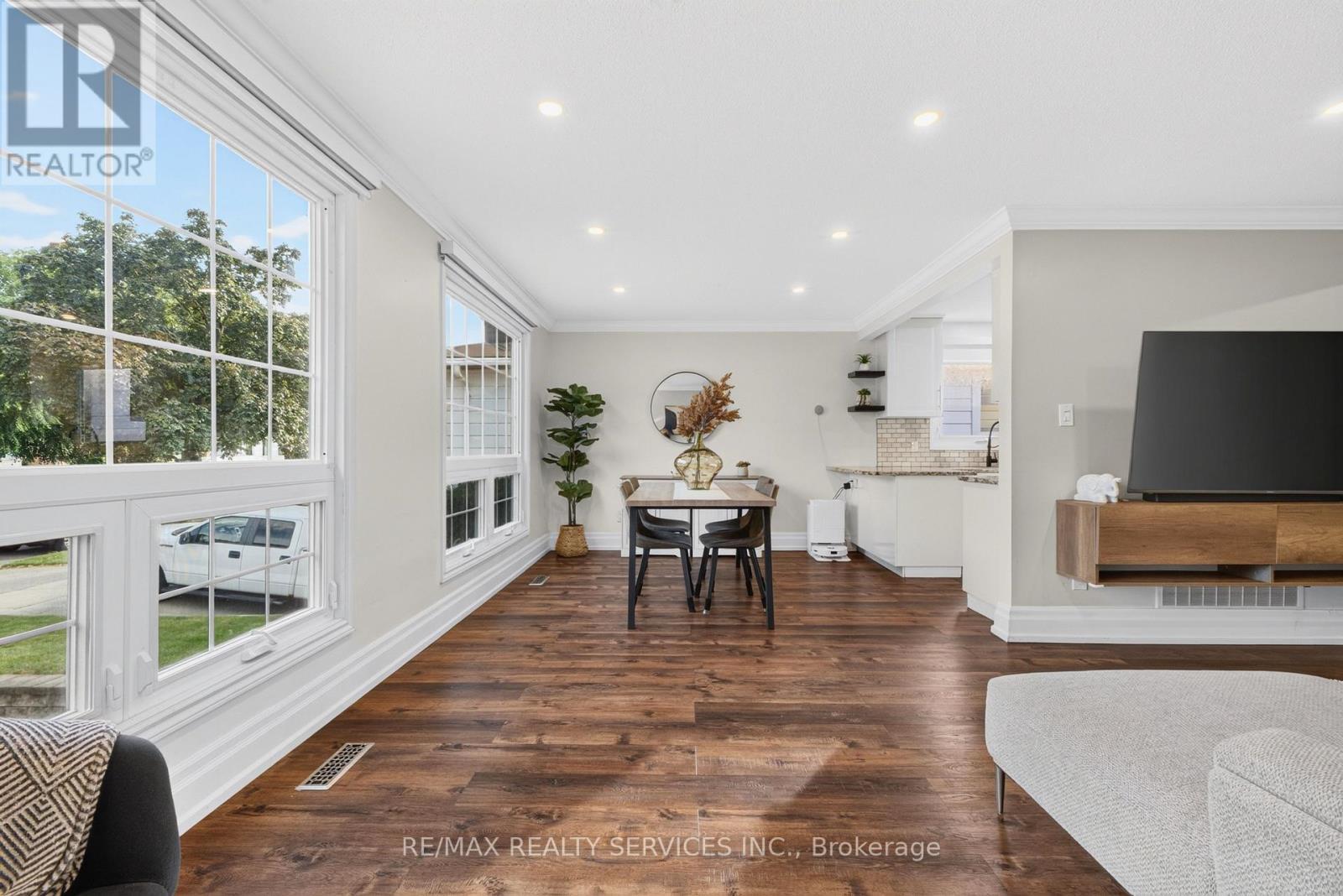 3469 Caplan Crescent, Burlington, ON