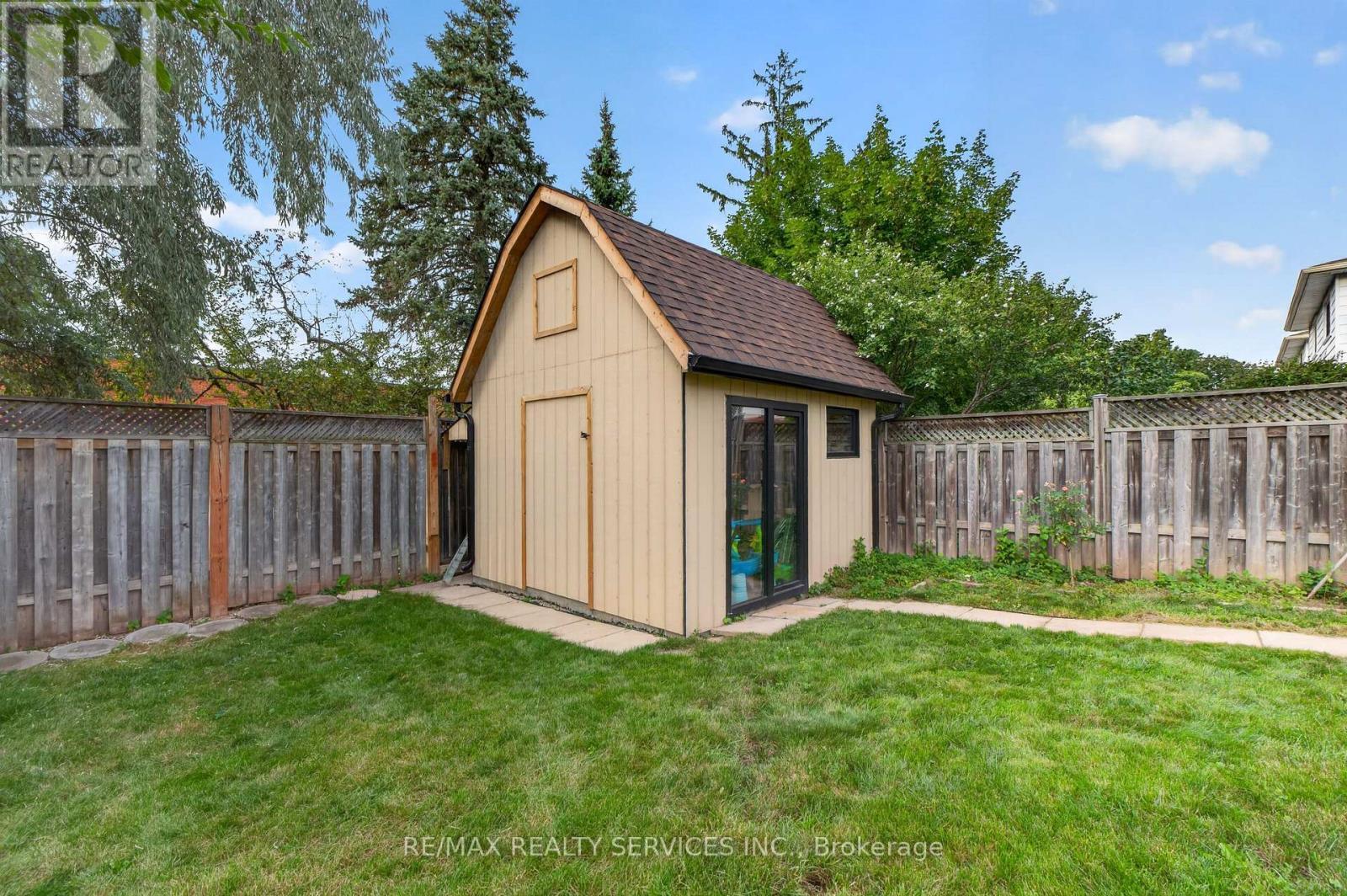 3469 Caplan Crescent, Burlington, ON