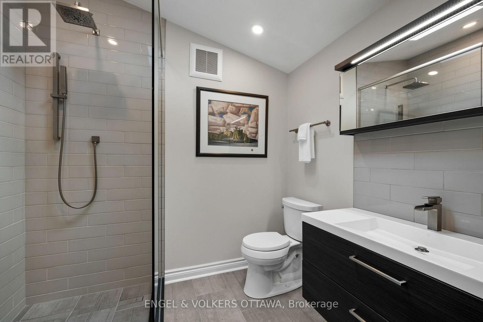 4 Avon Lane, Ottawa, ON