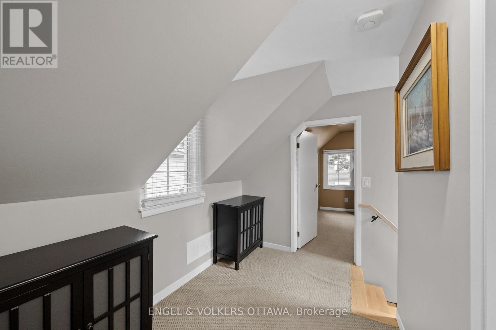 4 Avon Lane, Ottawa, ON