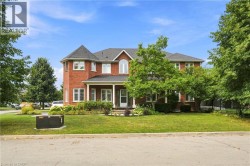 31 COMMANDO Court  Waterdown, ON L8B 0J6