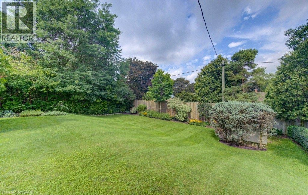 204 Stanley Drive, Waterloo, ON
