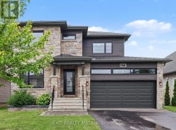 273 CENTRAL PARK BOULEVARD Russell, ON K4R 0E9