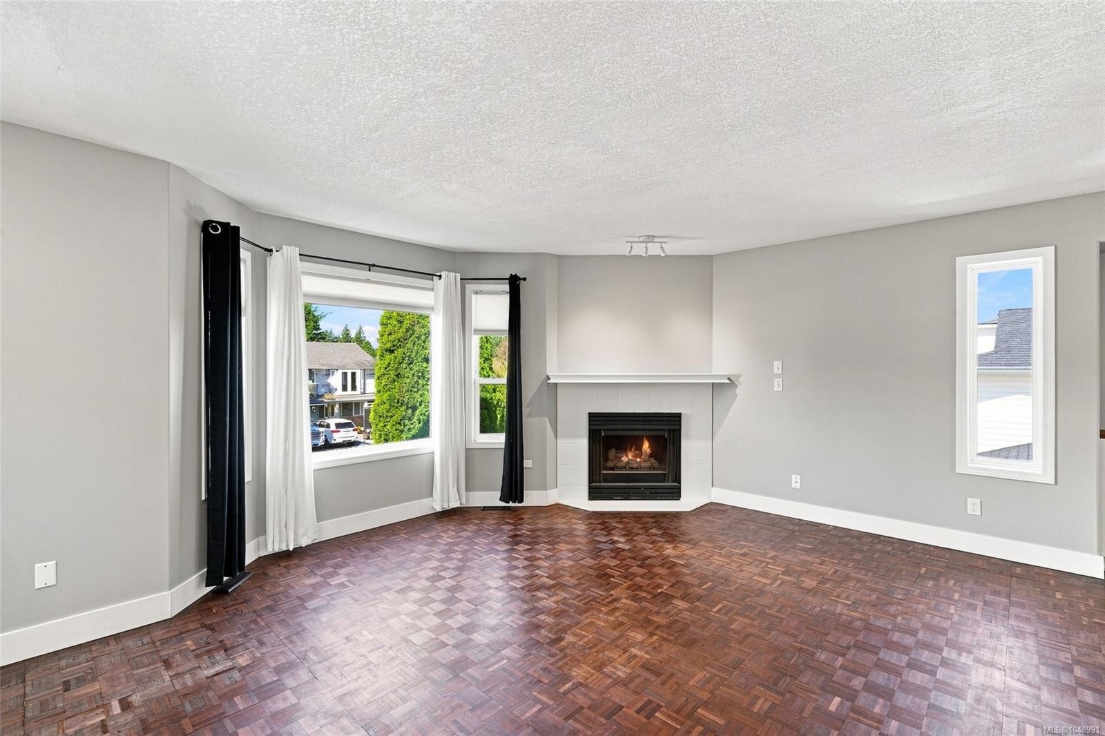 5822 Shadow Mountain Rd, Nanaimo, BC