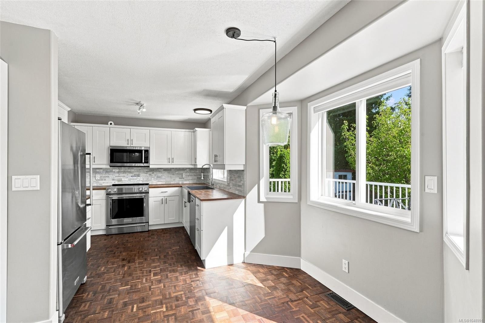 5822 Shadow Mountain Rd, Nanaimo, BC