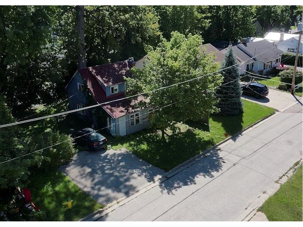 1988 Beachwood Avenue, Sarnia, ON