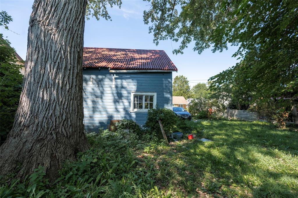 1988 Beachwood Avenue, Sarnia, ON