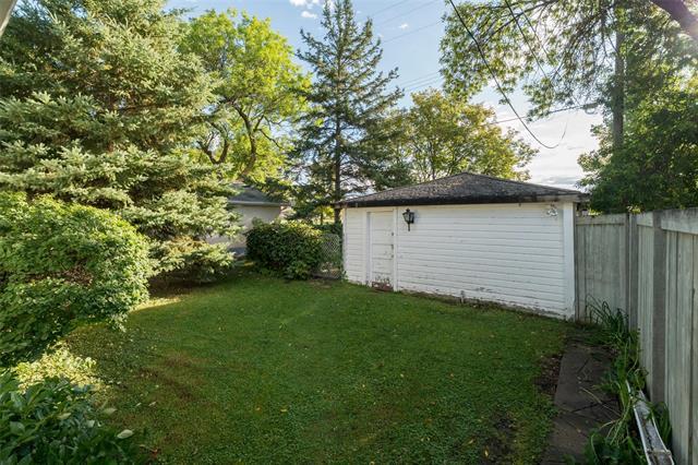 516 Ash St, Winnipeg, MB