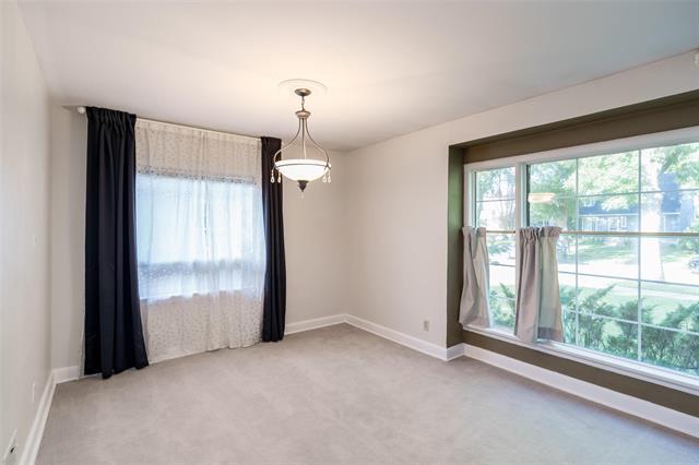 516 Ash St, Winnipeg, MB