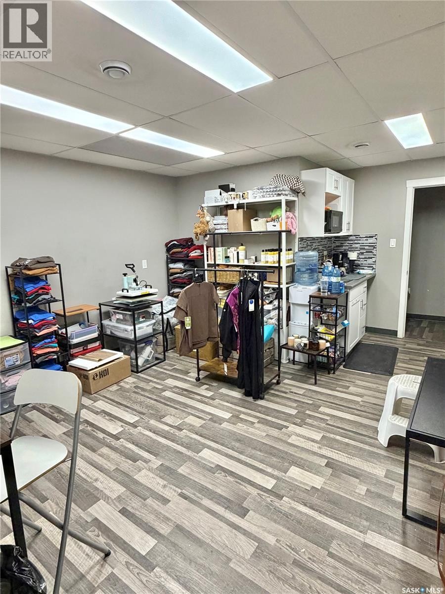 141 Central Avenue N, Swift Current, SK