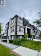 125 CRIMSON FOREST DRIVE Vaughan, ON L6A 5C4