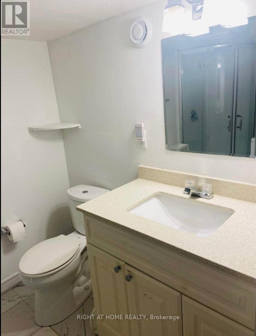 712 Winterton Way, Mississauga, ON