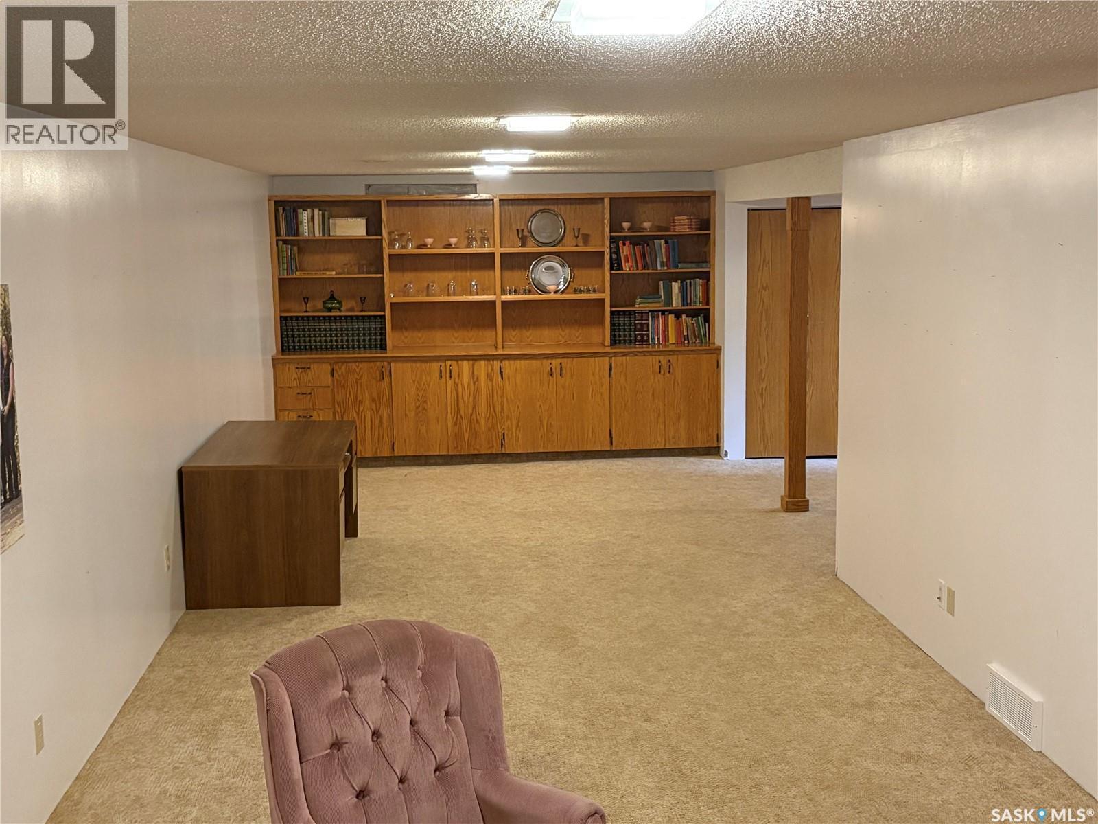 3116 3Rd Avenue N, Regina, SK