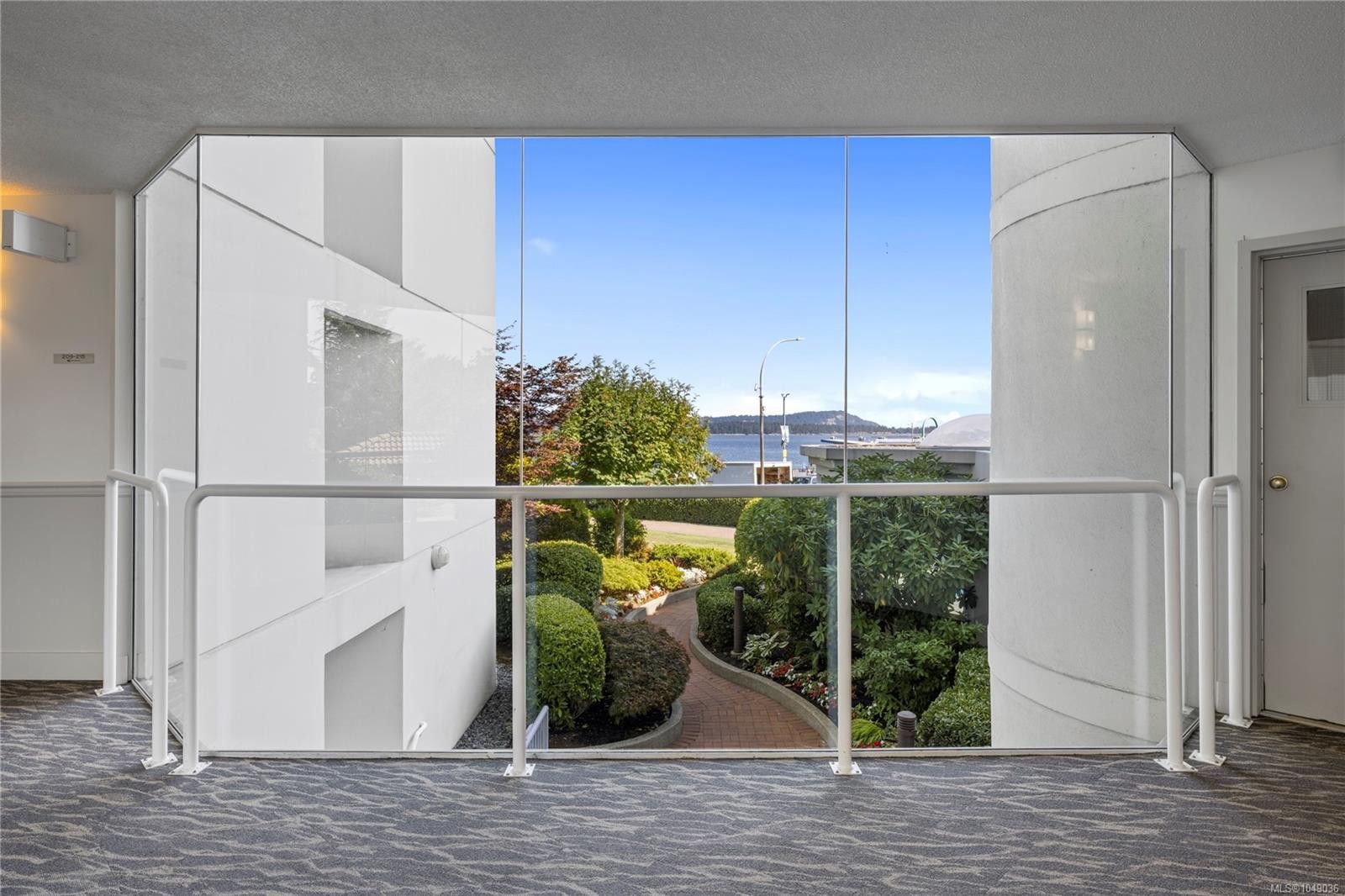 #206-158 Promenade Dr, Nanaimo, BC