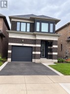 UPPER UNIT - 28 CROSSMORE CRESCENT Cambridge, ON M1S 0C7