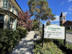 15342 YONGE STREET Aurora, ON L4G 1N8