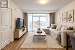 217 - 1 REDFERN AVENUE  Hamilton, ON L9C 0E6