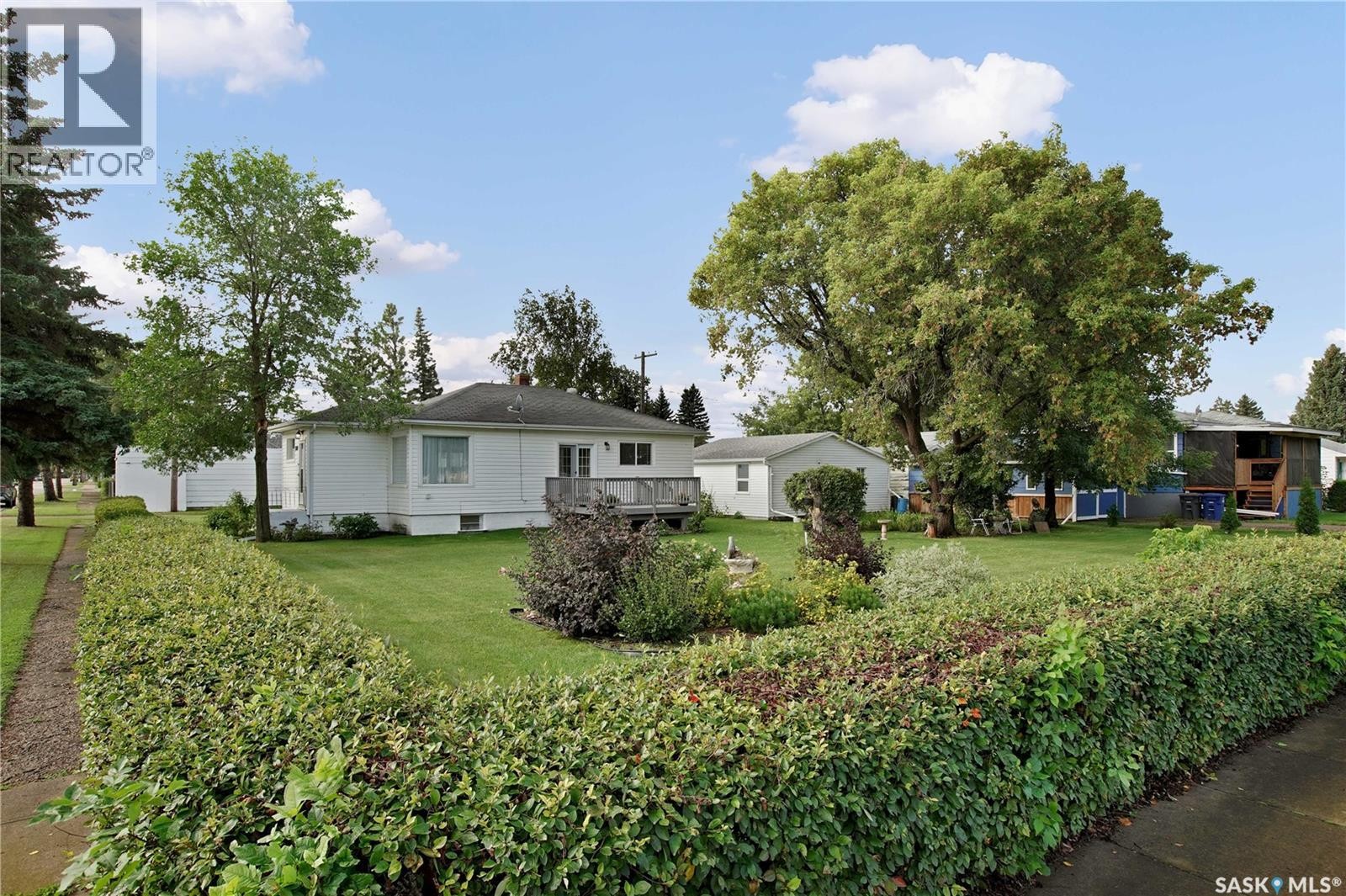 2001 2Nd Street, Rosthern, SK