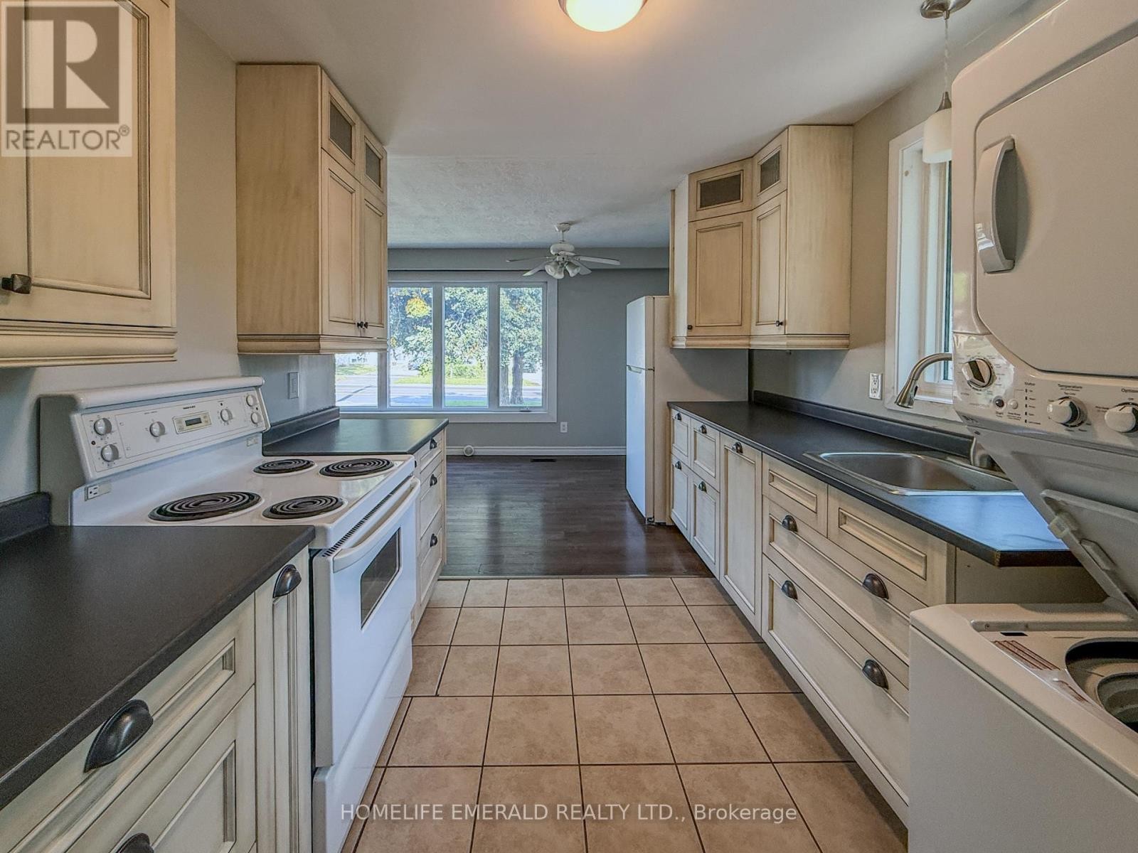 131 Cundles Road E, Barrie, ON