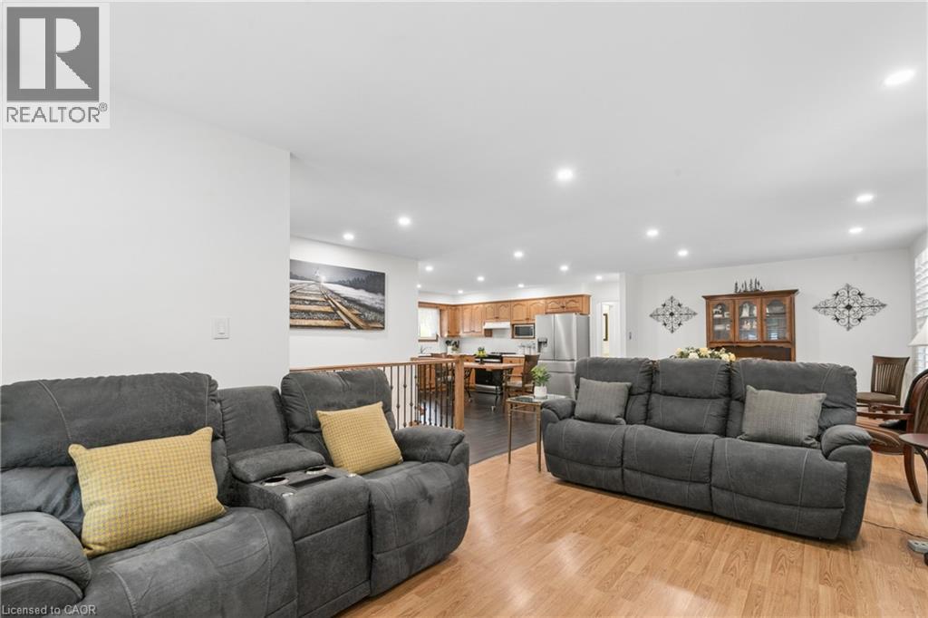 184 Westheights Drive, Kitchener, ON