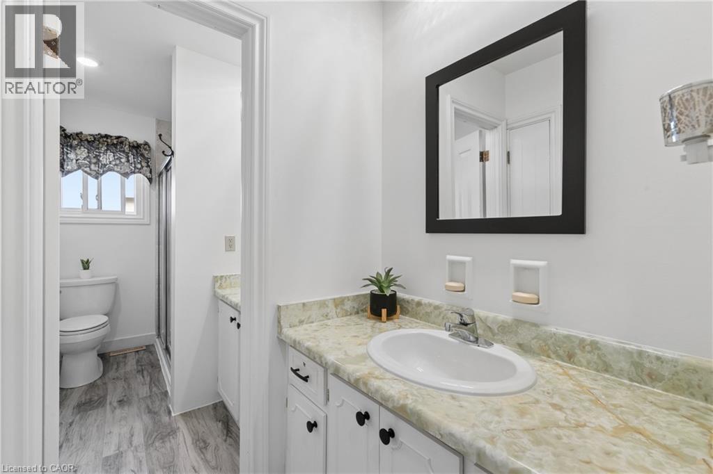 184 Westheights Drive, Kitchener, ON
