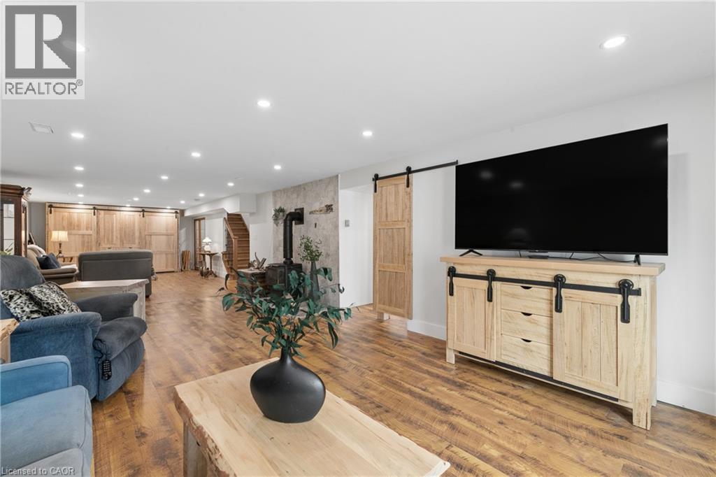 184 Westheights Drive, Kitchener, ON