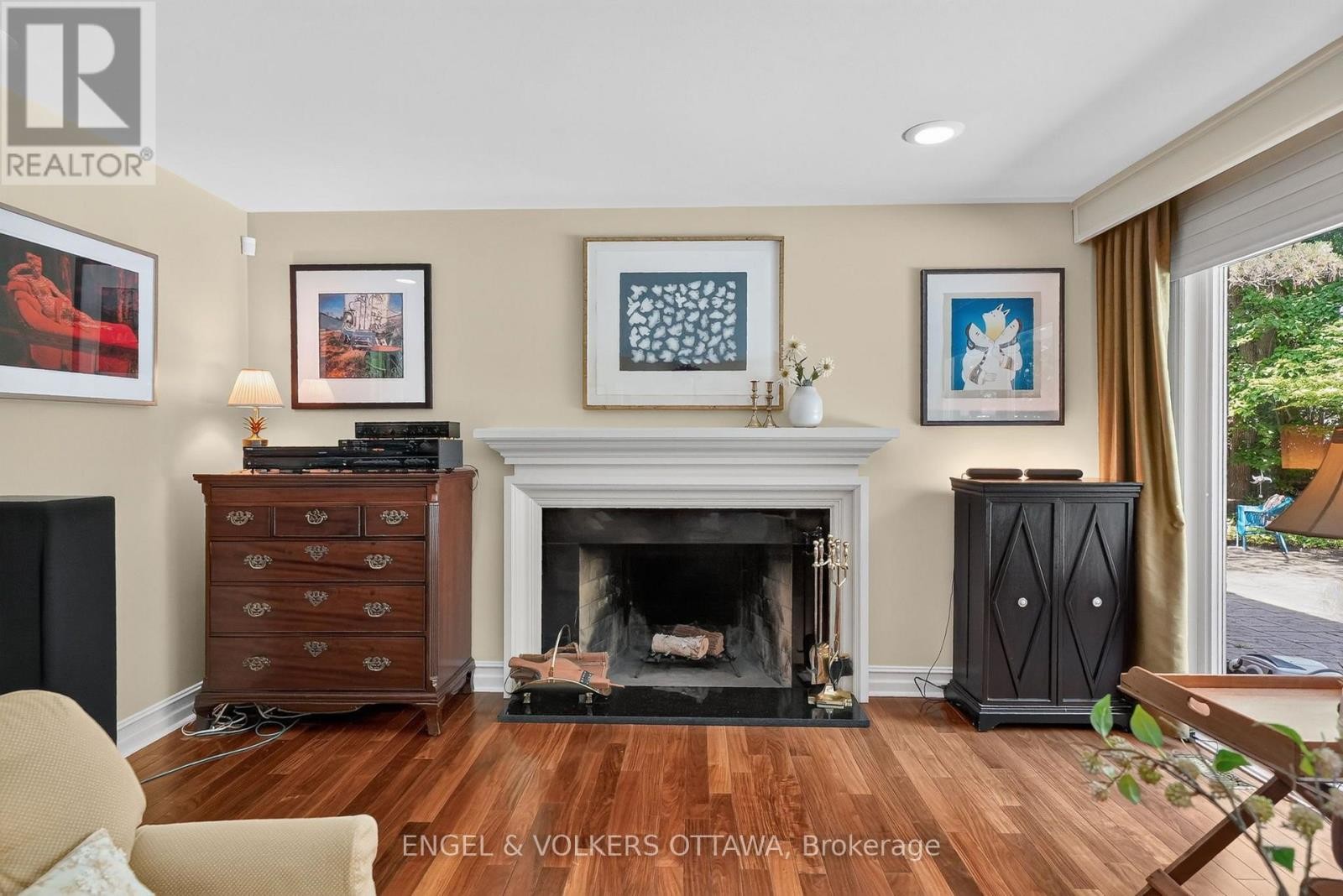1907 Fairmeadow Crescent, Ottawa, ON