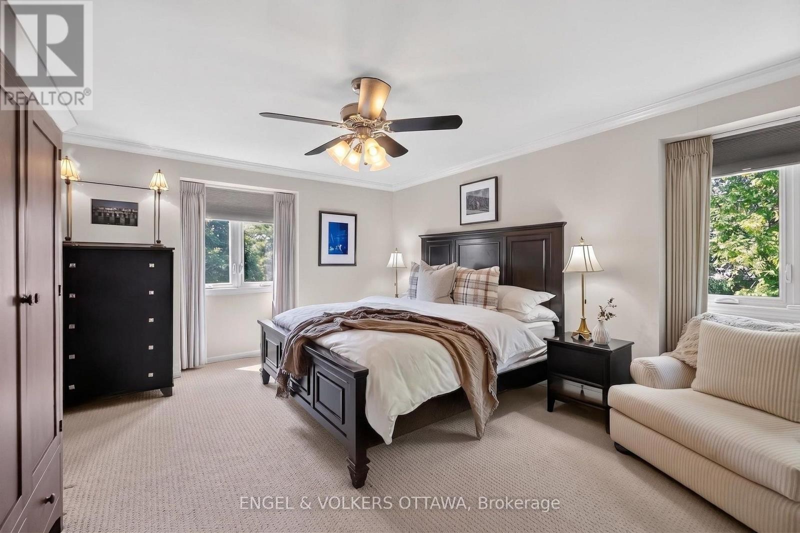 1907 Fairmeadow Crescent, Ottawa, ON