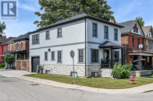 109 Ray Street, Hamilton, ON 