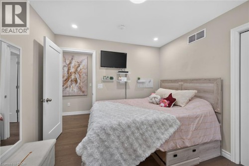 109 Ray Street, Hamilton, ON 