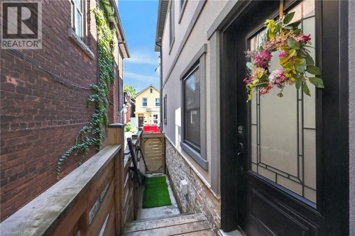 109 Ray Street, Hamilton, ON 