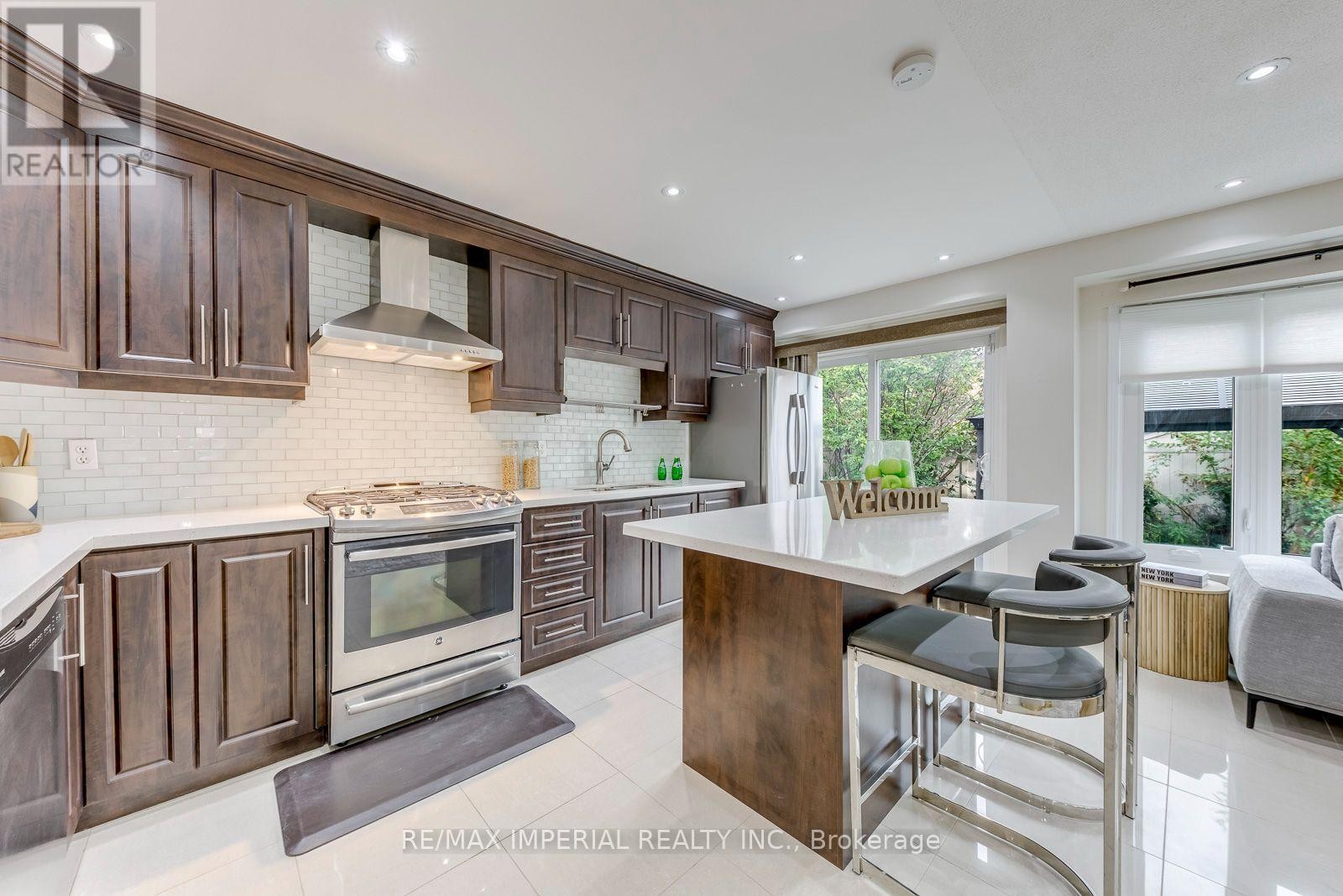 925 Cardington Street, Mississauga, ON
