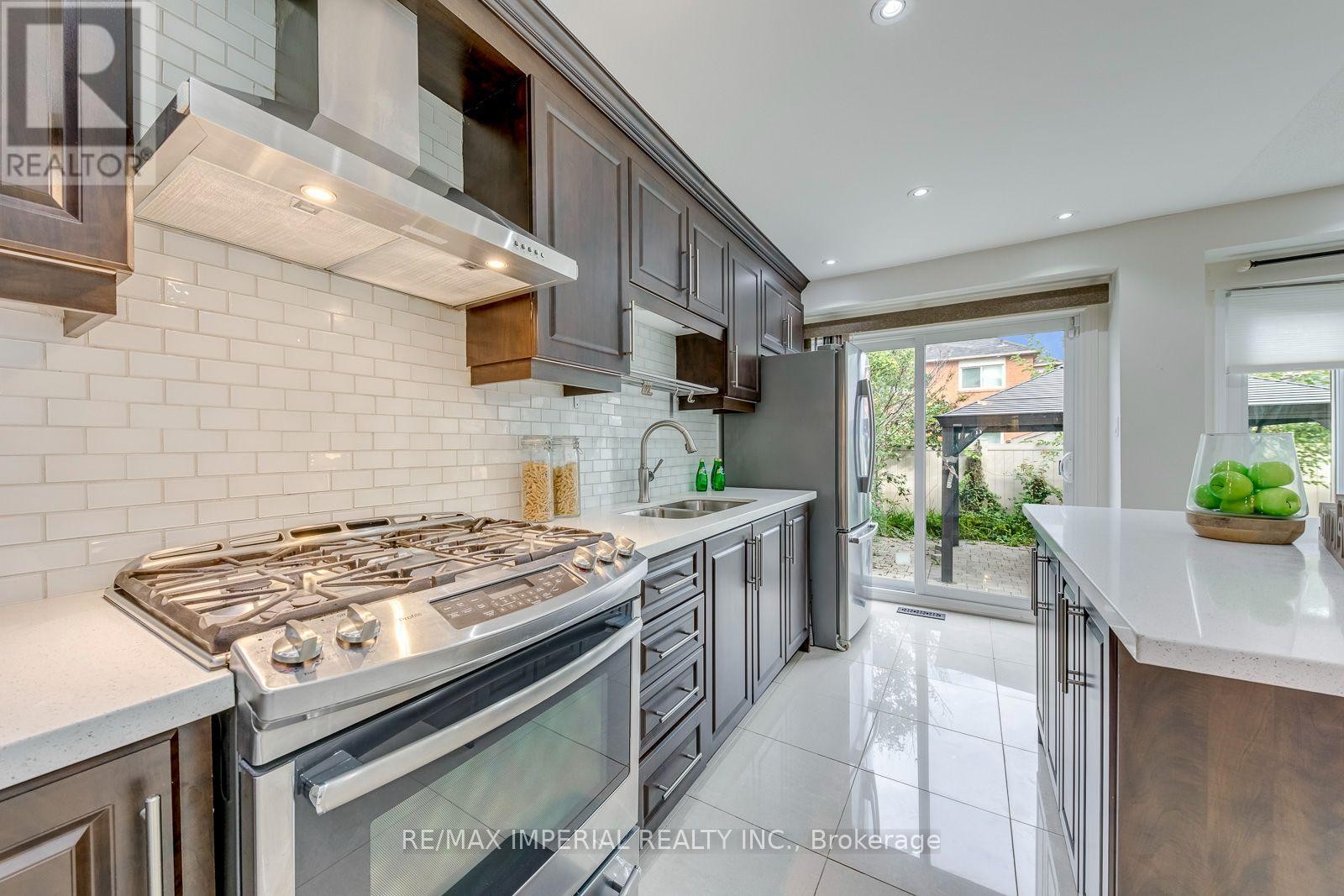 925 Cardington Street, Mississauga, ON