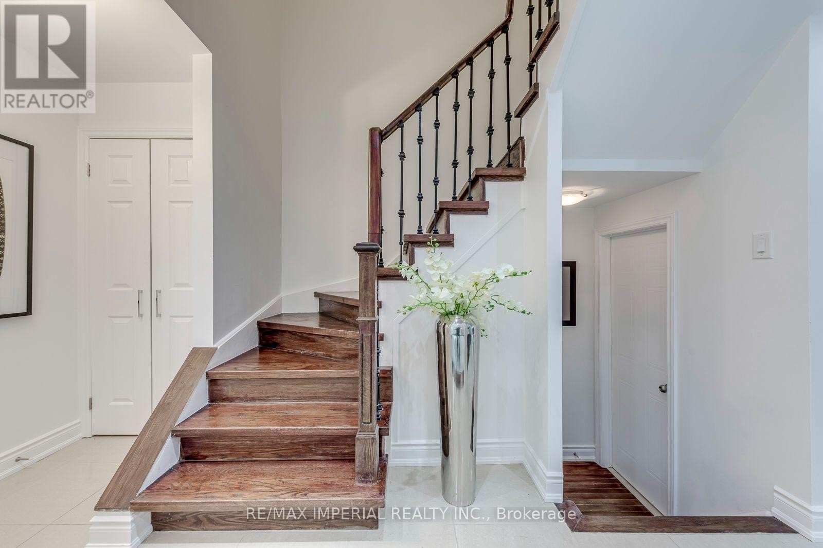 925 Cardington Street, Mississauga, ON