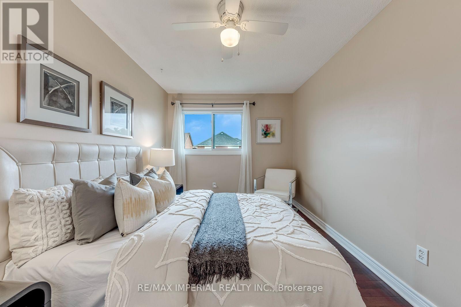 925 Cardington Street, Mississauga, ON